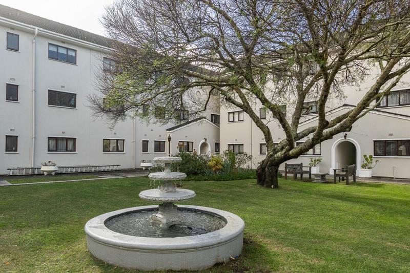 2 Bedroom Property for Sale in Pinelands Western Cape